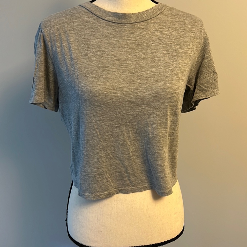 Michael stars cropped soft tshirt